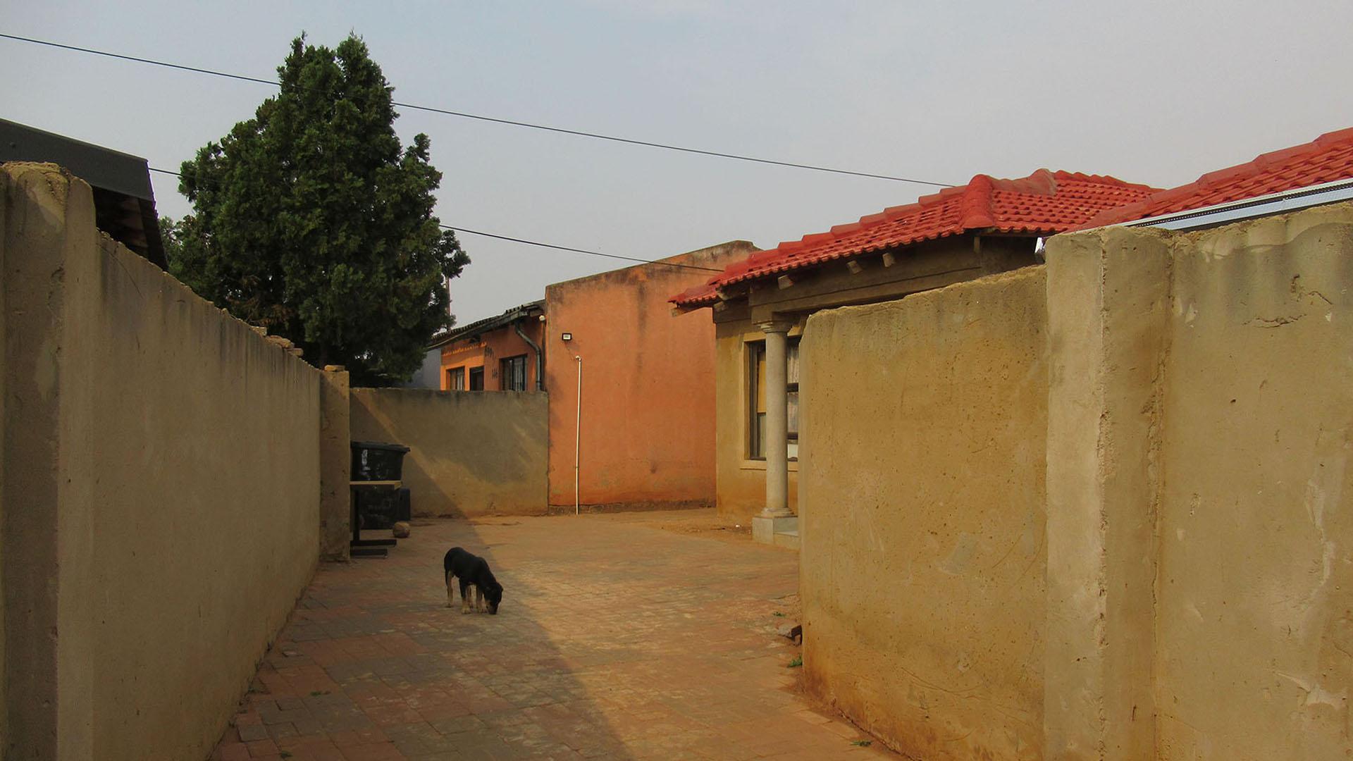 Front View of property in Protea Glen