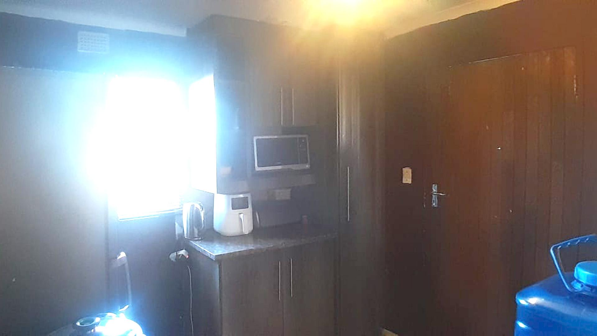 Kitchen of property in Embalenhle