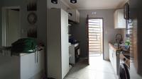 Kitchen - 10 square meters of property in Riverside View