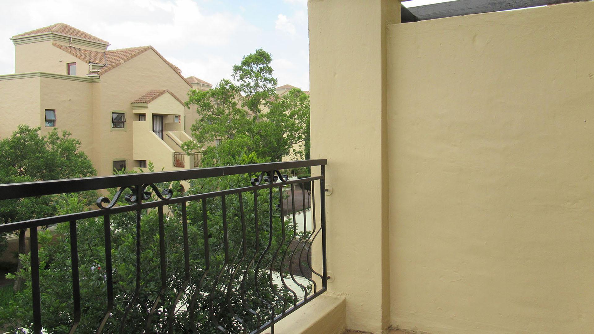 Balcony of property in Pine Slopes A.H.
