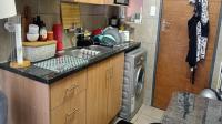 Kitchen of property in Alveda