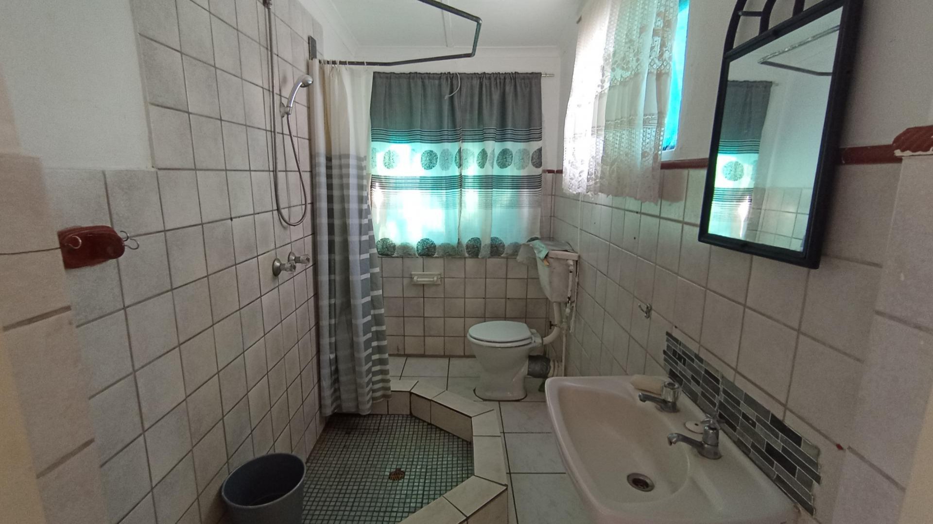 Bathroom 3+ of property in Blythedale