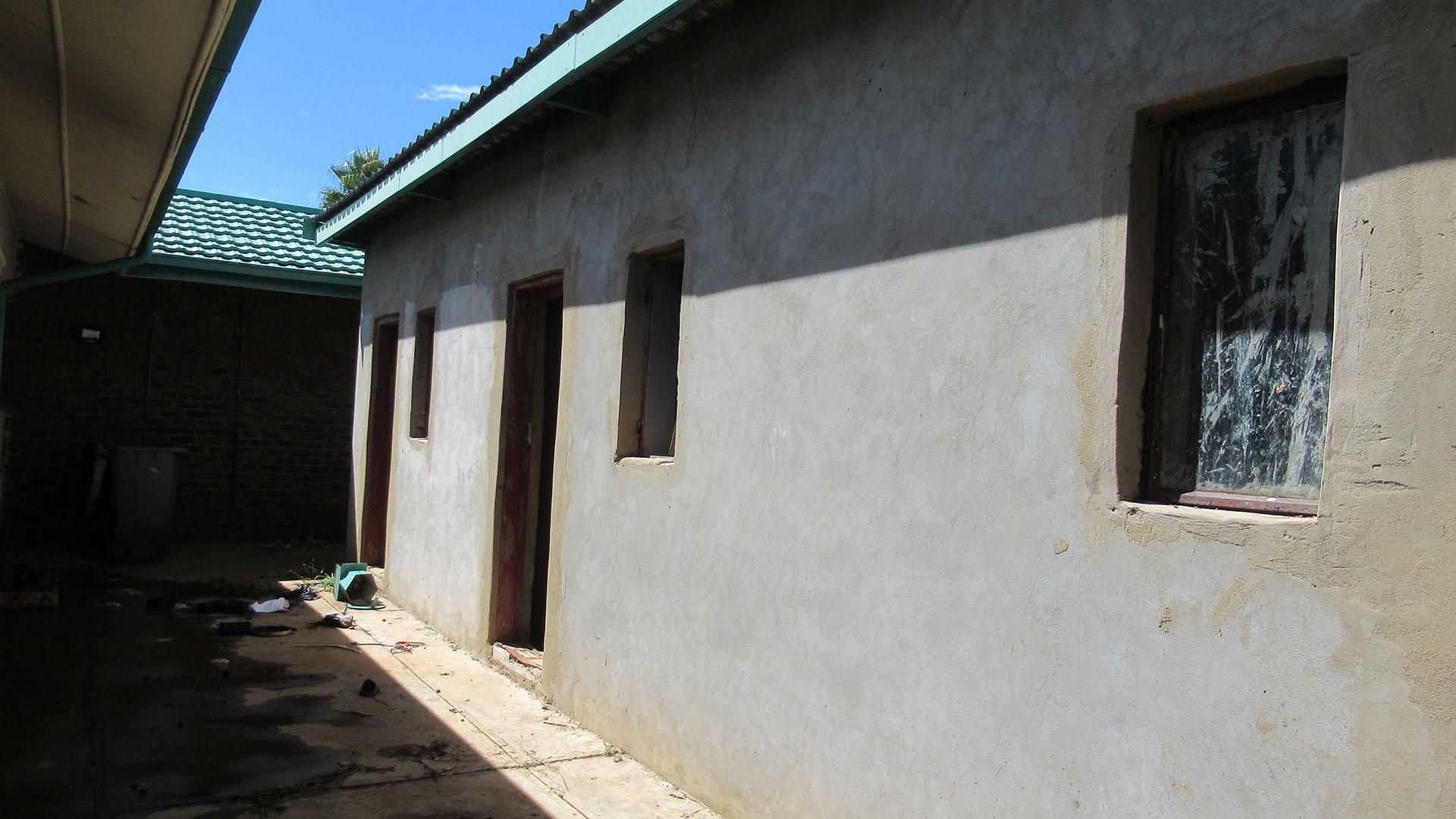 Backyard of property in Welverdiend