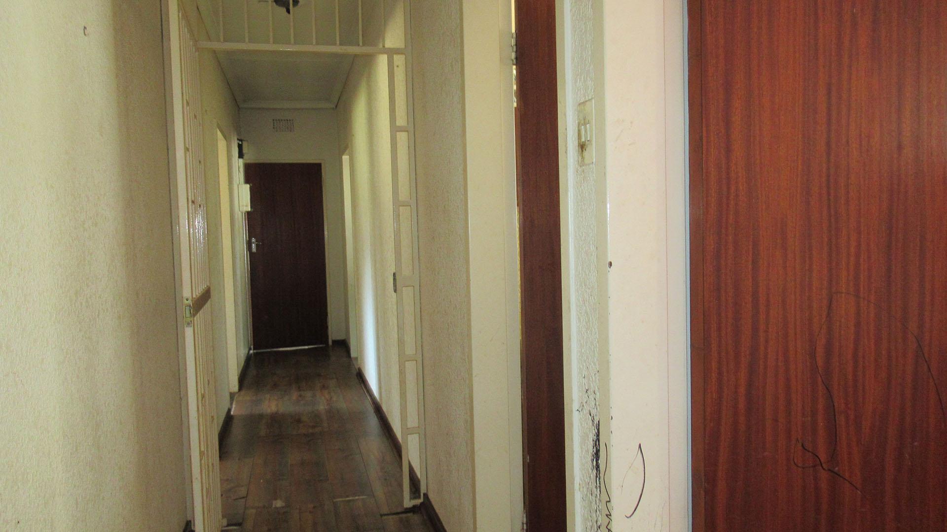 Spaces - 10 square meters of property in Welverdiend