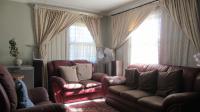 Lounges - 17 square meters of property in Protea Glen