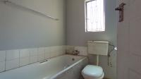Bathroom 1 - 8 square meters of property in Kaalfontein