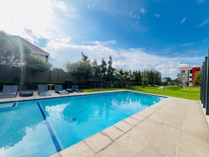 2 Bedroom Apartment to Rent in Fourways - Property to rent - MR689458
