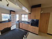  of property in Robertsham