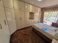  of property in Robertsham