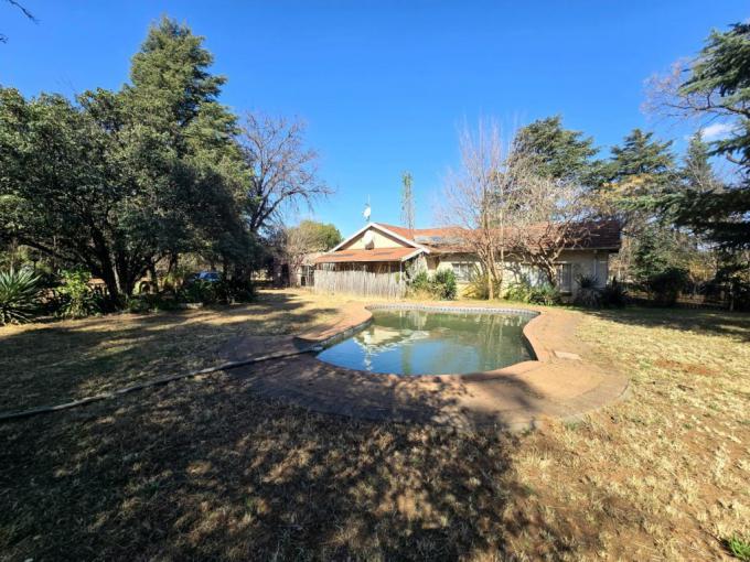 3 Bedroom House for Sale For Sale in Walkers Fruit Farms SH - MR689499