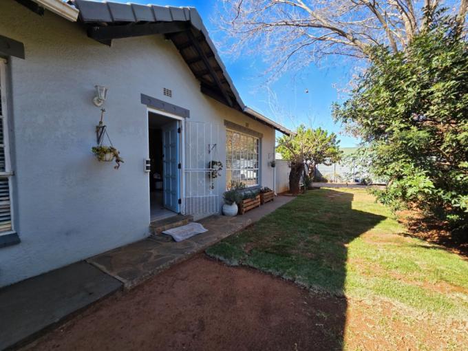 3 Bedroom House for Sale For Sale in Brackenhurst - MR689512