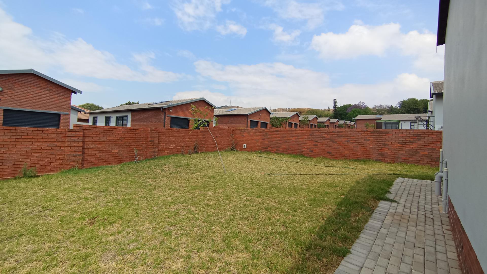 Backyard of property in Amandasig