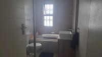 Bathroom 1 of property in Westlake View