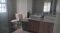 Bathroom 2 of property in Westlake View