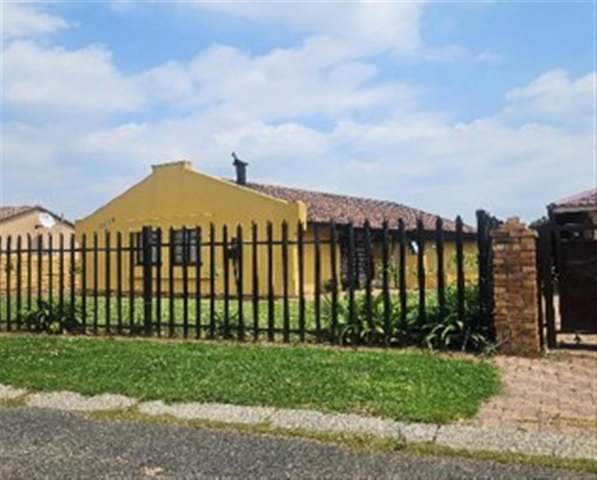 Front View of property in Embalenhle