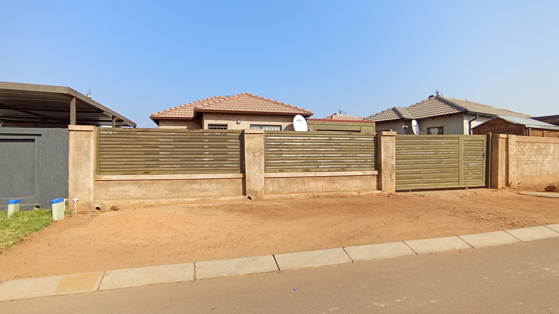 Front View of property in Soshanguve East