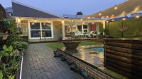 Entertainment of property in Table View