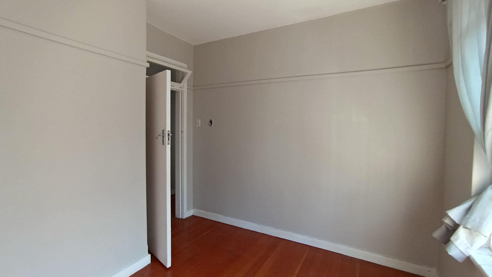 Bed Room 2 - 12 square meters of property in Musgrave