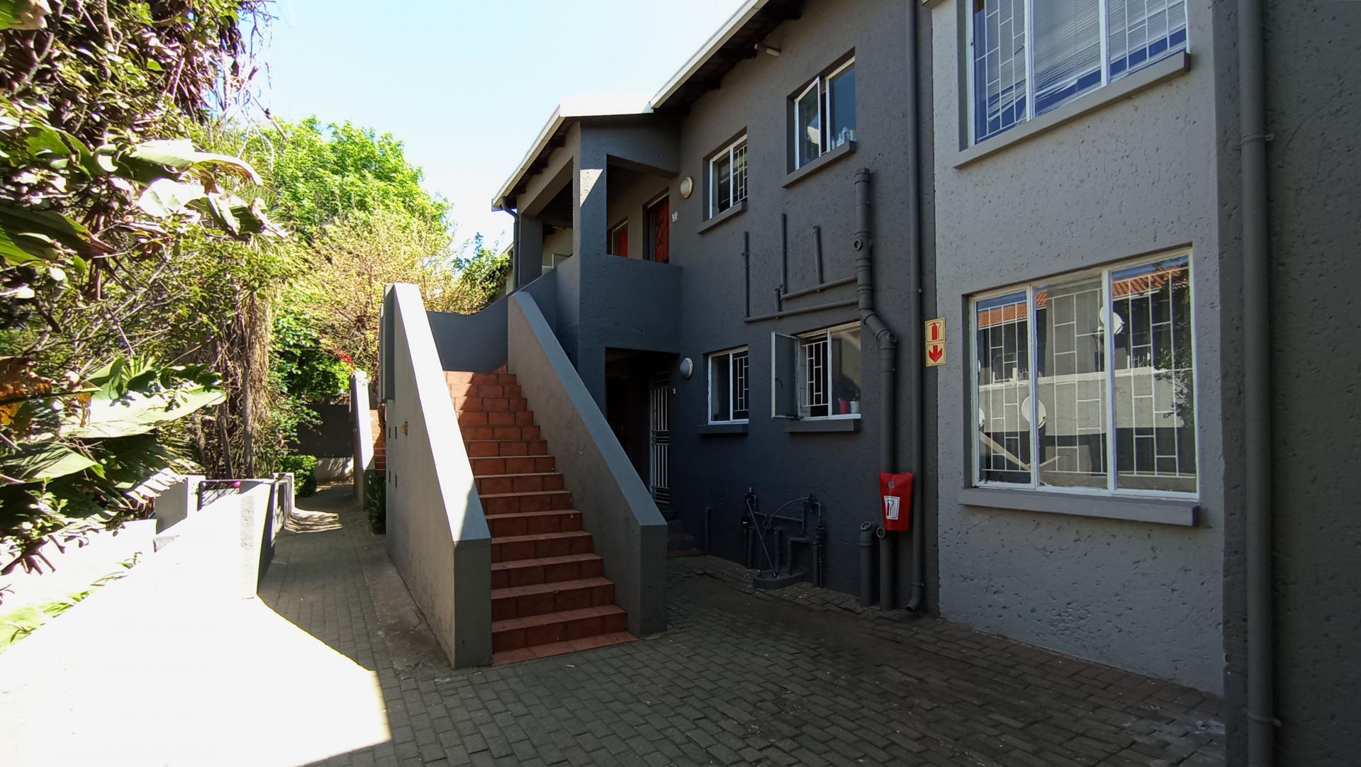 Front View of property in Union