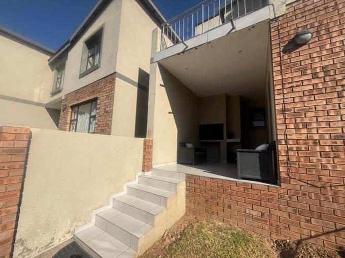 3 Bedroom Simplex for Sale For Sale in Ben Fleur - MR689622