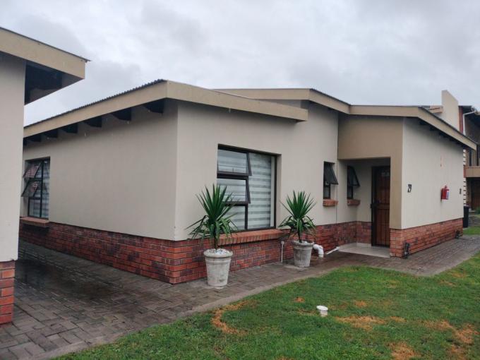 3 Bedroom Simplex to Rent in Waterval East - Property to rent - MR689636