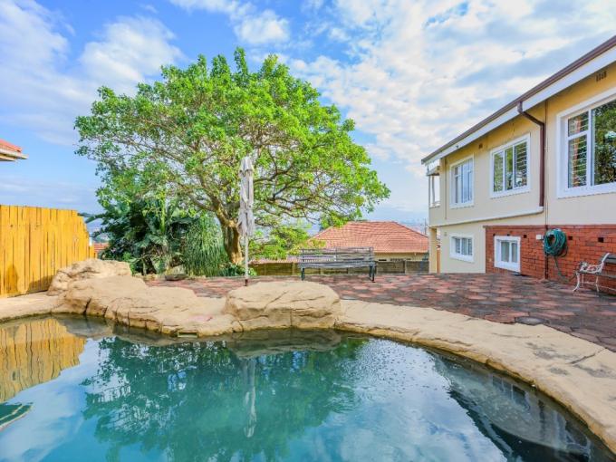 4 Bedroom House for Sale For Sale in Bluff - MR689649
