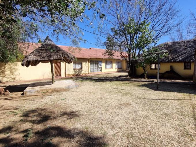 3 Bedroom House for Sale For Sale in Brackendowns - MR689684