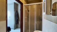 Main Bathroom of property in Comet