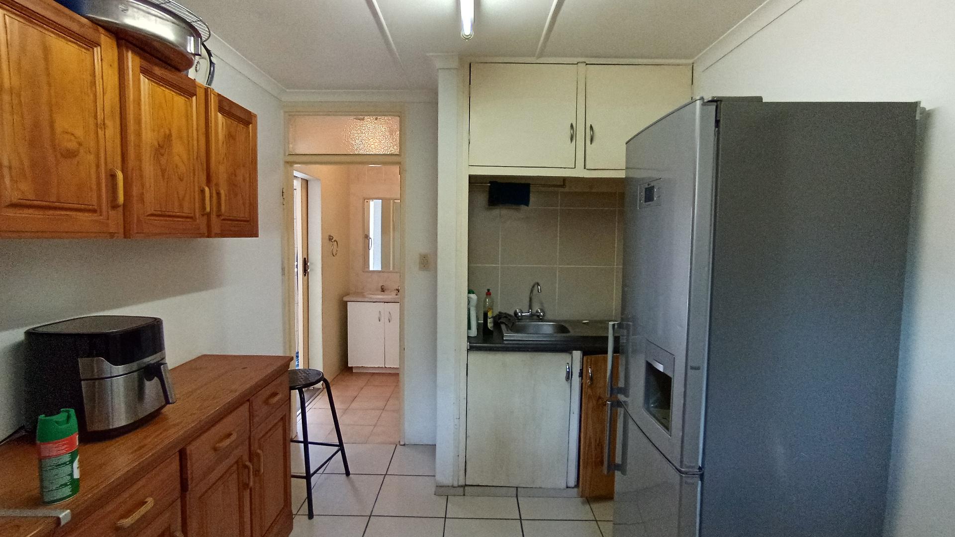 Kitchen - 32 square meters of property in Atholl Heights