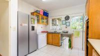 Kitchen of property in Atholl Heights