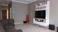 Lounges - 24 square meters of property in Florida