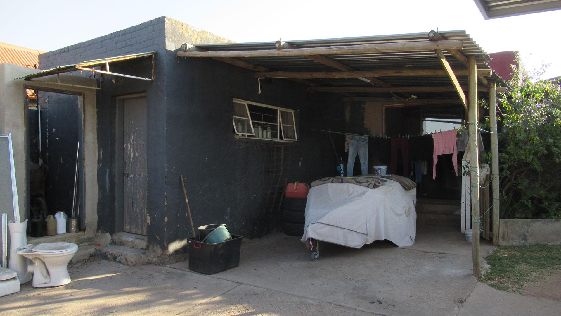 Backyard of property in Krugersdorp West