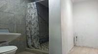 Bathroom 2 of property in Krugersdorp West