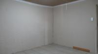 Bed Room 4 - 13 square meters of property in Krugersdorp West