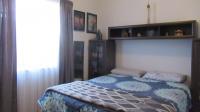 Bed Room 1 - 12 square meters of property in Krugersdorp West