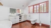 Bathroom 2 of property in Bryanston East