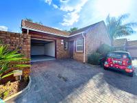  of property in Amberfield Crest