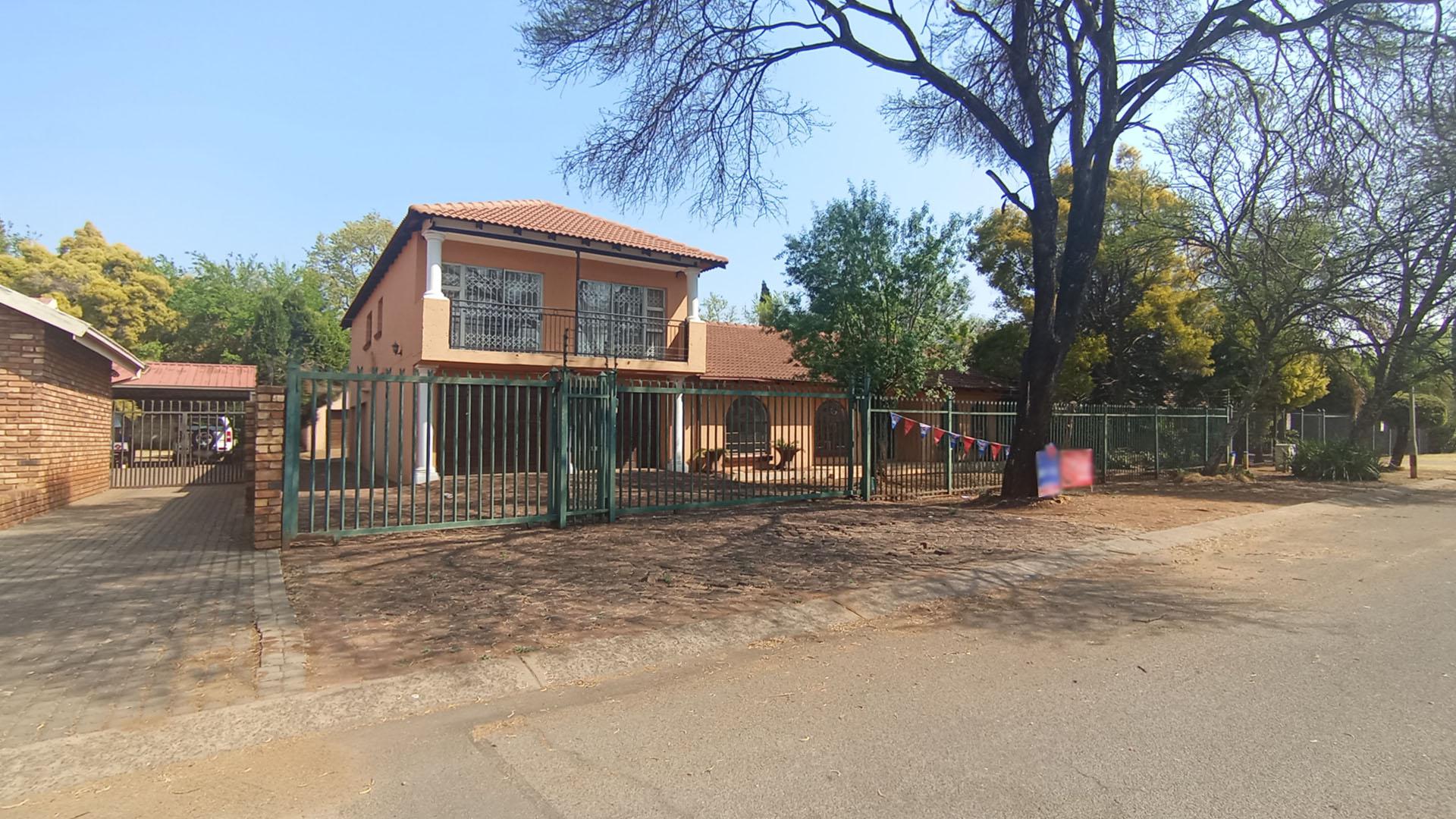 Front View of property in Wierdapark