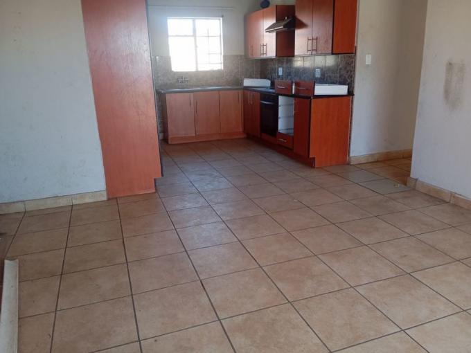 3 Bedroom Apartment for Sale For Sale in Waterval East - MR689772