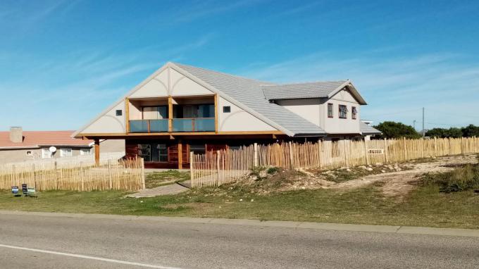 7 Bedroom Freehold Residence for Sale For Sale in Dana Bay - Private Sale - MR689780