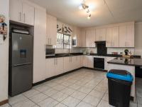  of property in Brackenhurst