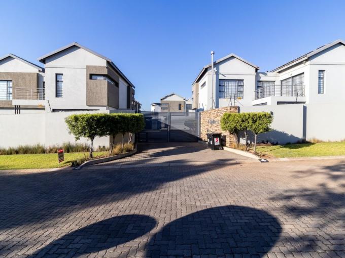 4 Bedroom House for Sale For Sale in Alberton - MR689792