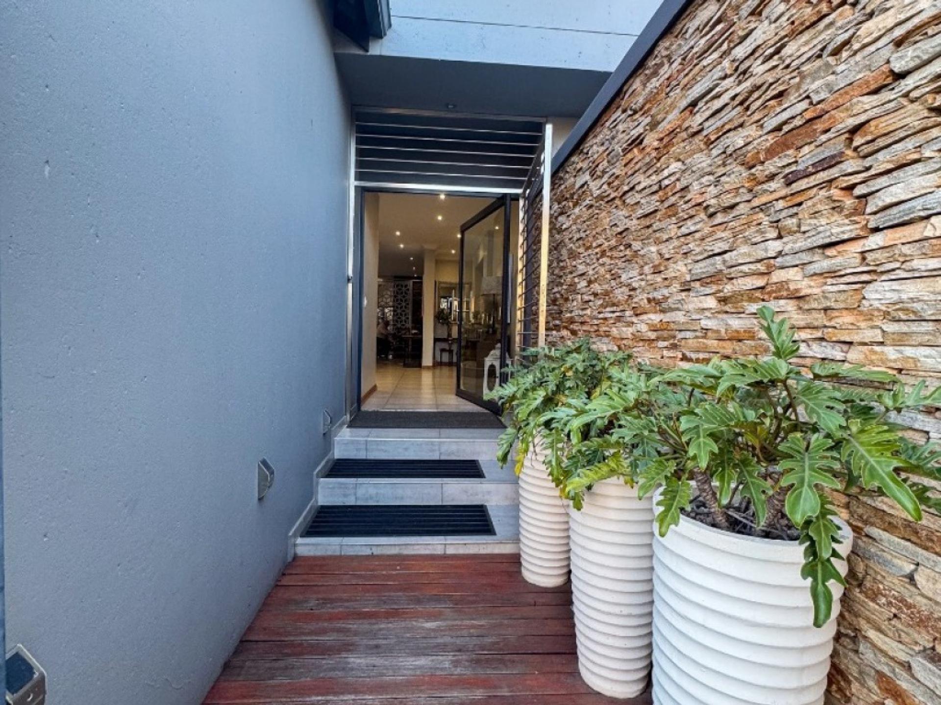  of property in Alberton