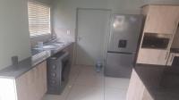 Kitchen of property in Rua Vista