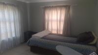 Bed Room 1 of property in Rua Vista