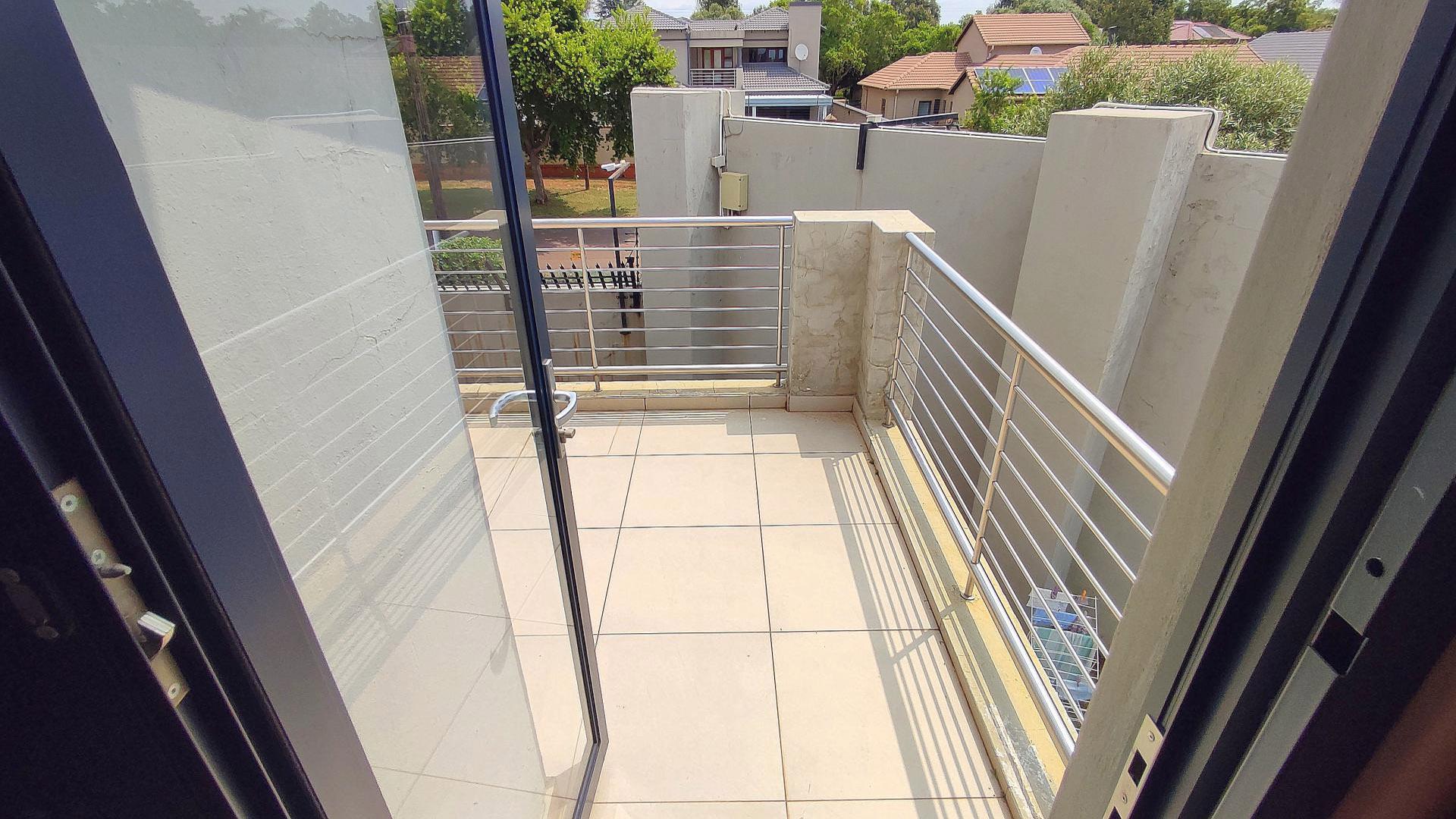 Balcony of property in Celtisdal