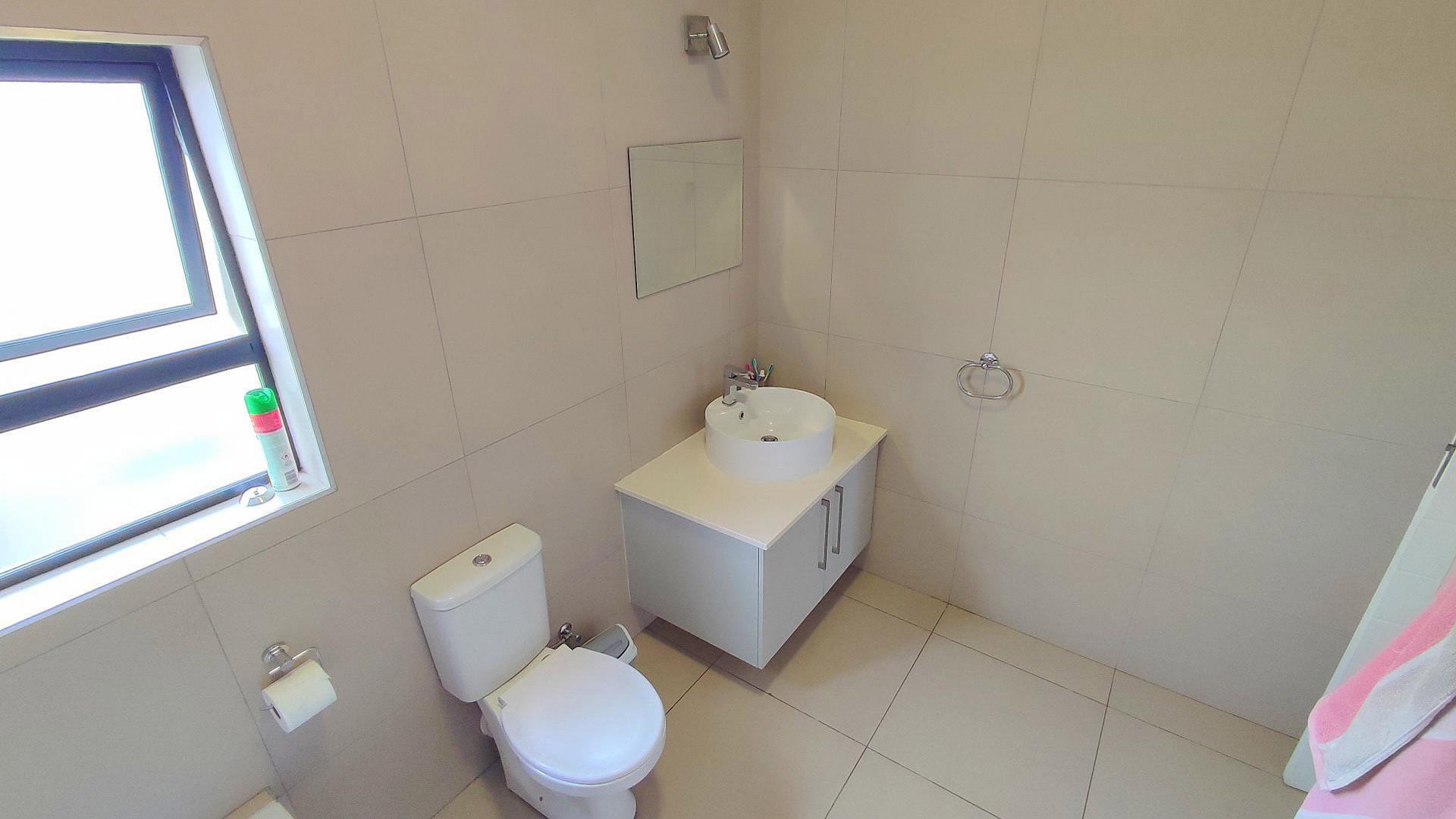 Bathroom 3+ of property in Celtisdal