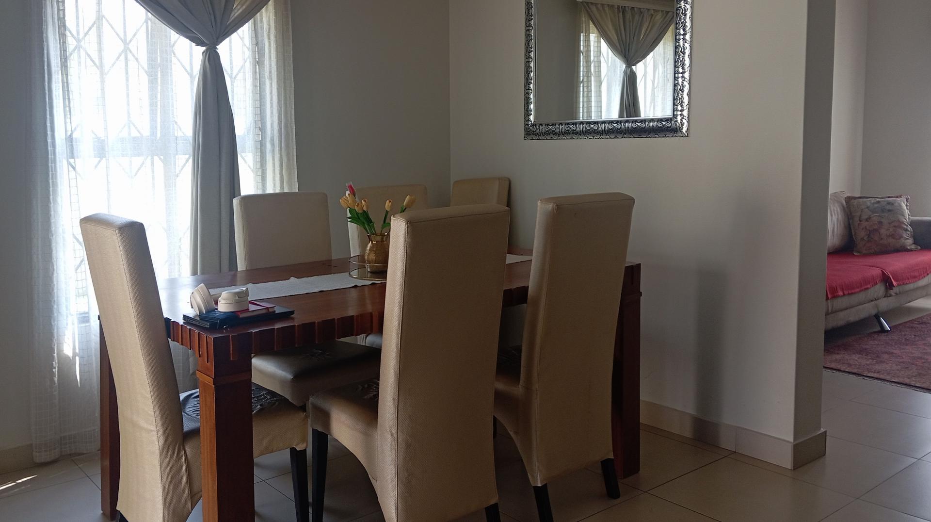 Dining Room - 12 square meters of property in Celtisdal