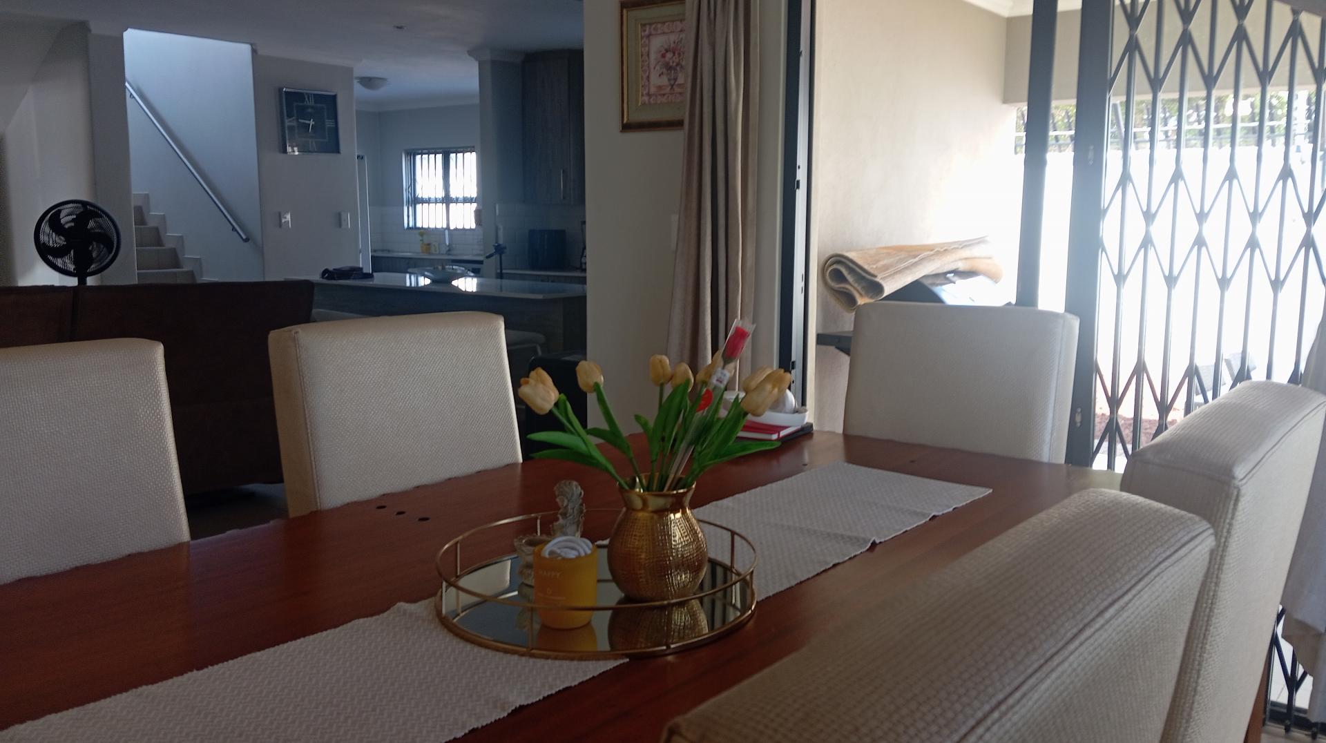 Dining Room - 12 square meters of property in Celtisdal