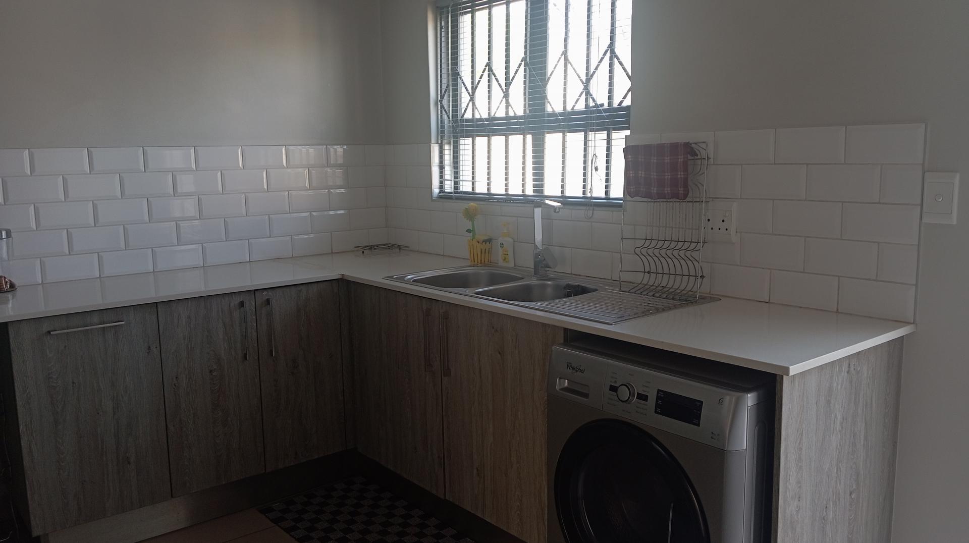 Kitchen - 33 square meters of property in Celtisdal